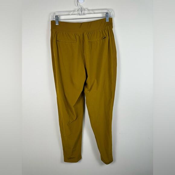 ATHLETA Brooklyn Ankle Pant City Turmeric Gold Size 8 EUC - Picture 6 of 6